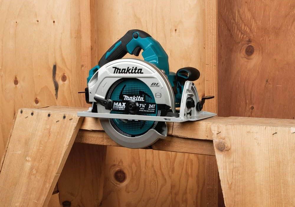 The Best Mother’s Day Gift Makita XSH06PT 36V Brushless