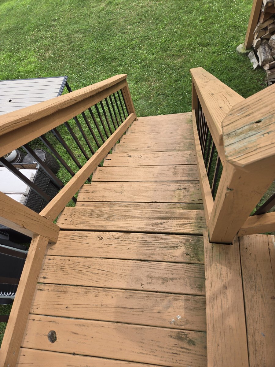 Deck stairs before refinishing