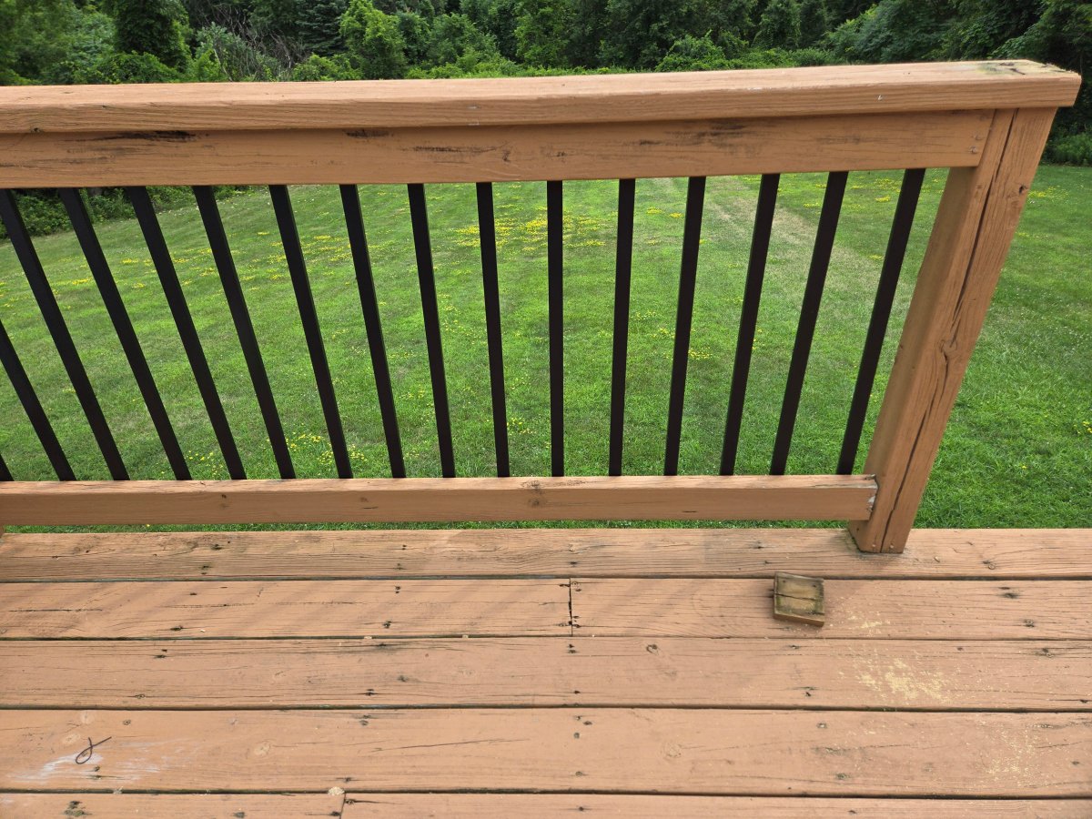 Deck railings before refinishing