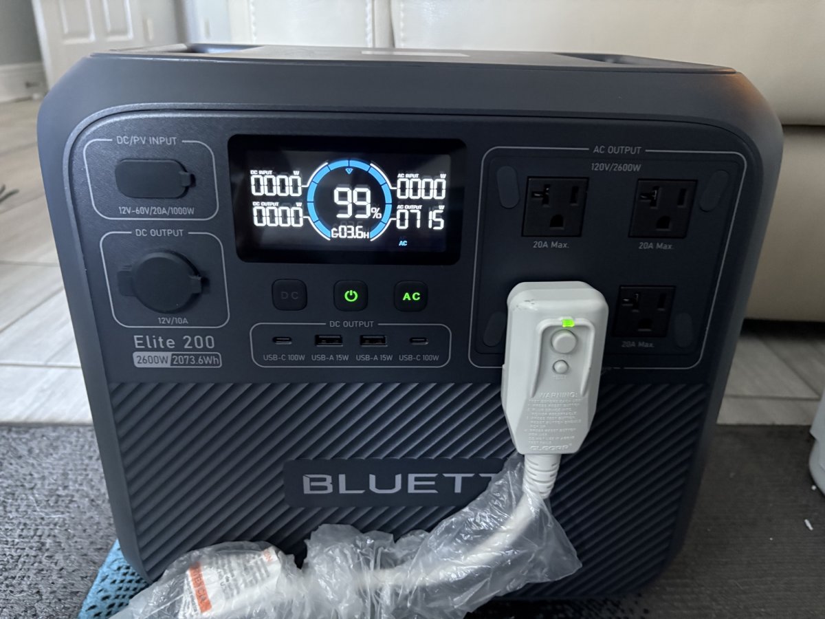 Bluetti Elite 200 01