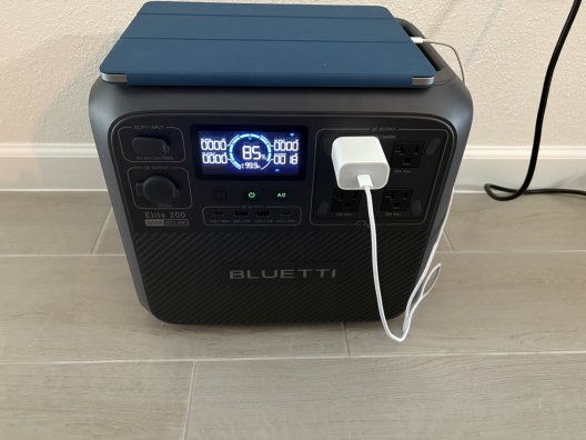 Bluetti Elite 200 02
