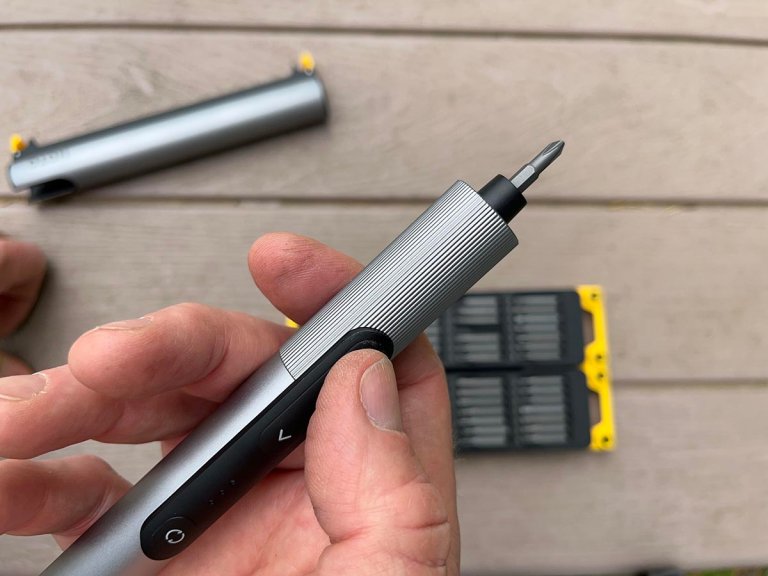 HOTO screwdriver controls