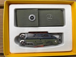 Leatherman Signal multitool Review