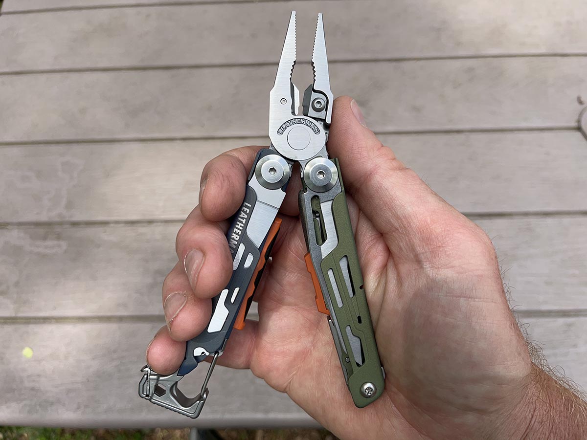 Leatherman Signal multitool Review pliers and wire cutter