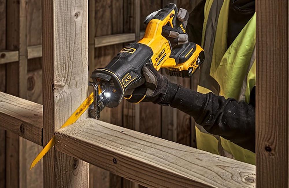 Lowes Free DeWalt Power Tool DeWalt 20V MAX Reciprocating Saw