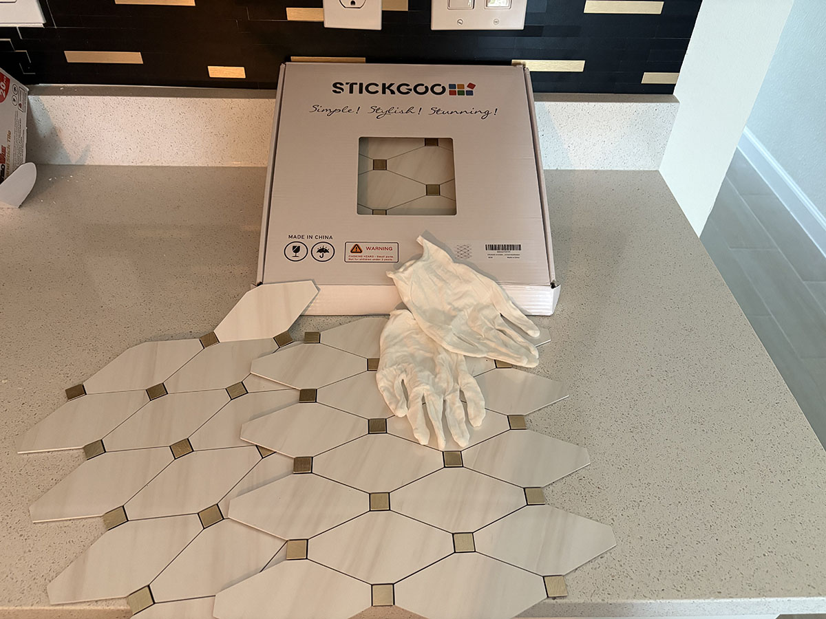 Stickgoo backsplash