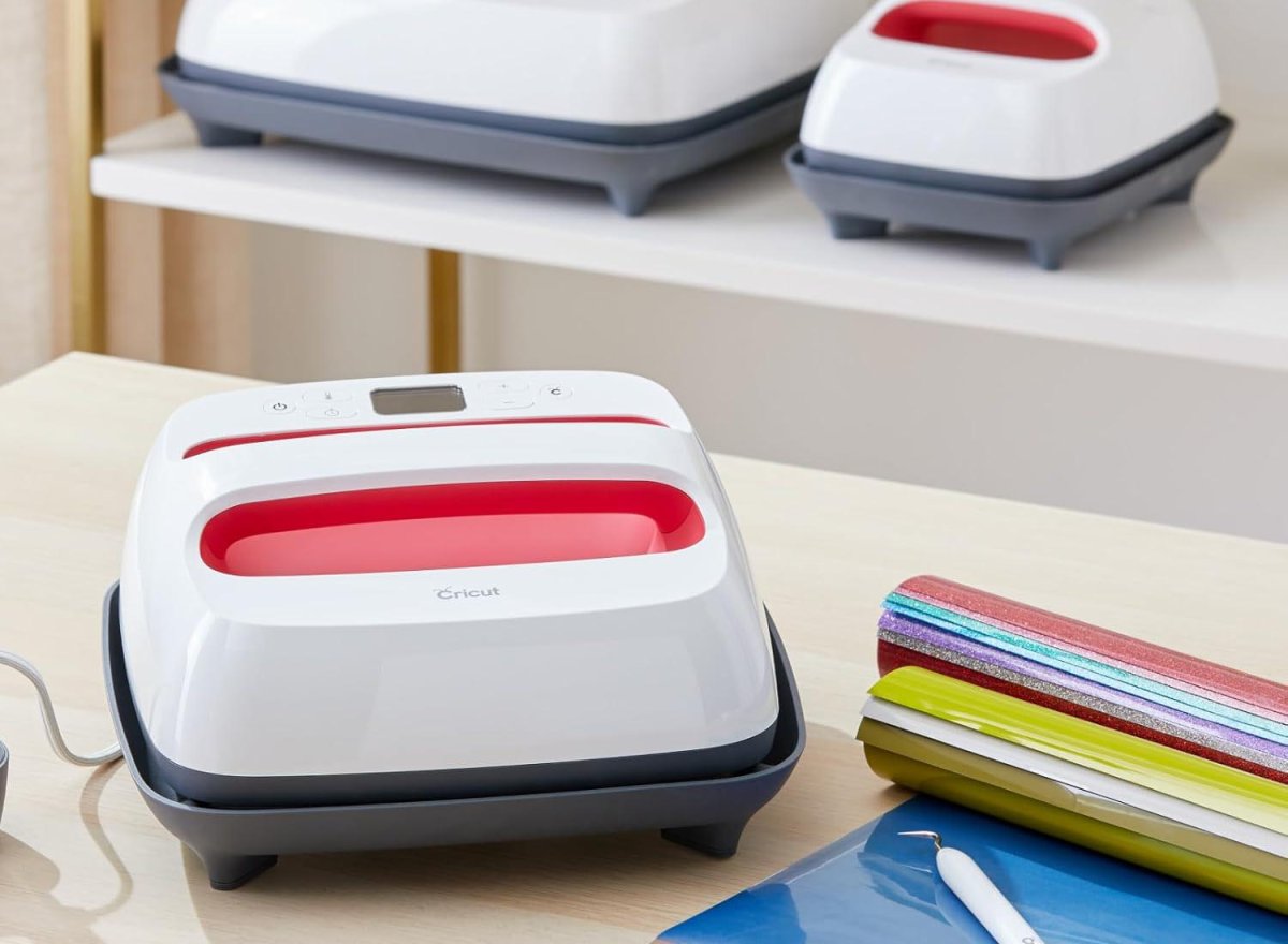 The Best Fathers Day Gifts Option Cricut EasyPress 2 Heat Press Machine