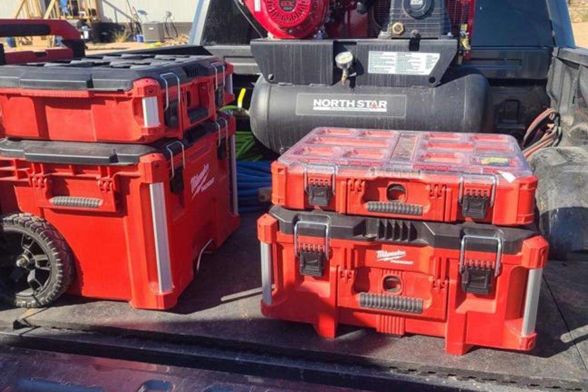 The Best Fathers Day Gifts Option Milwaukee Packout Tool Box
