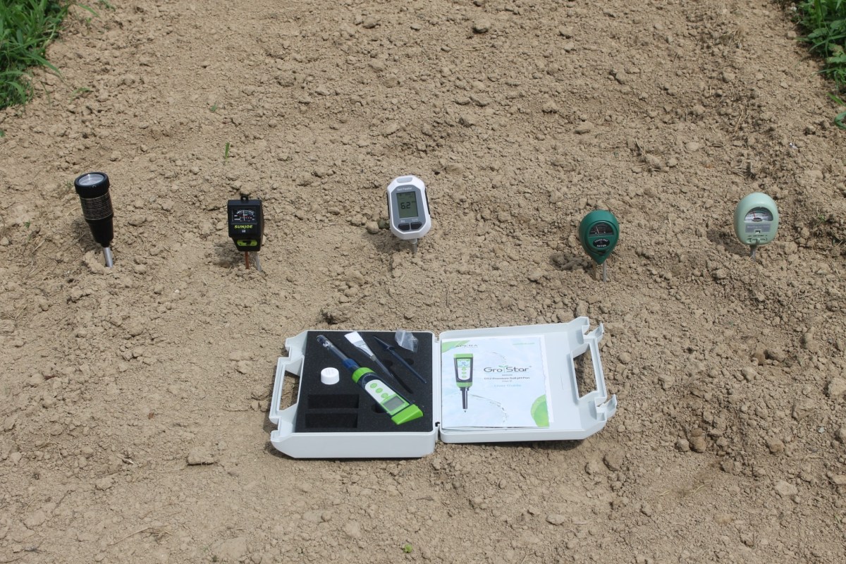 The Best pH Meters for Tracking Your Soil’s Health, Tested and Reviewed