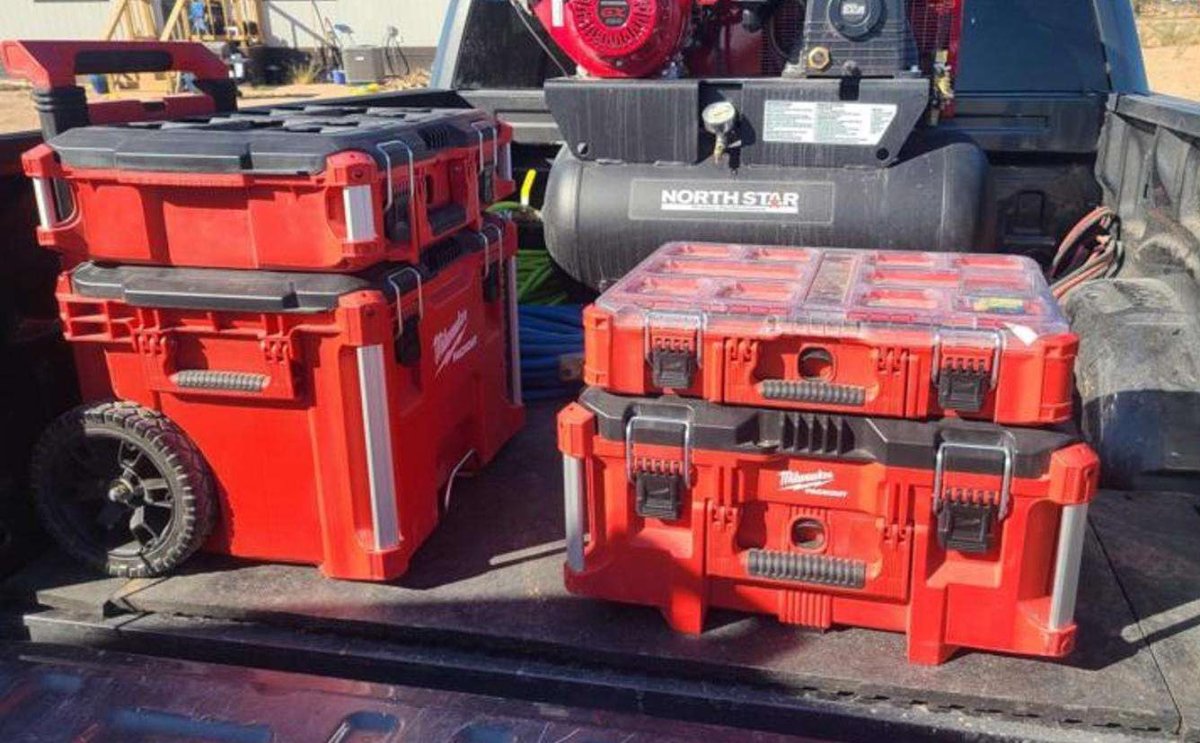 July Ace Hardware Milwaukee Packout Milwaukee Packout 22 Large Portable Tool Box