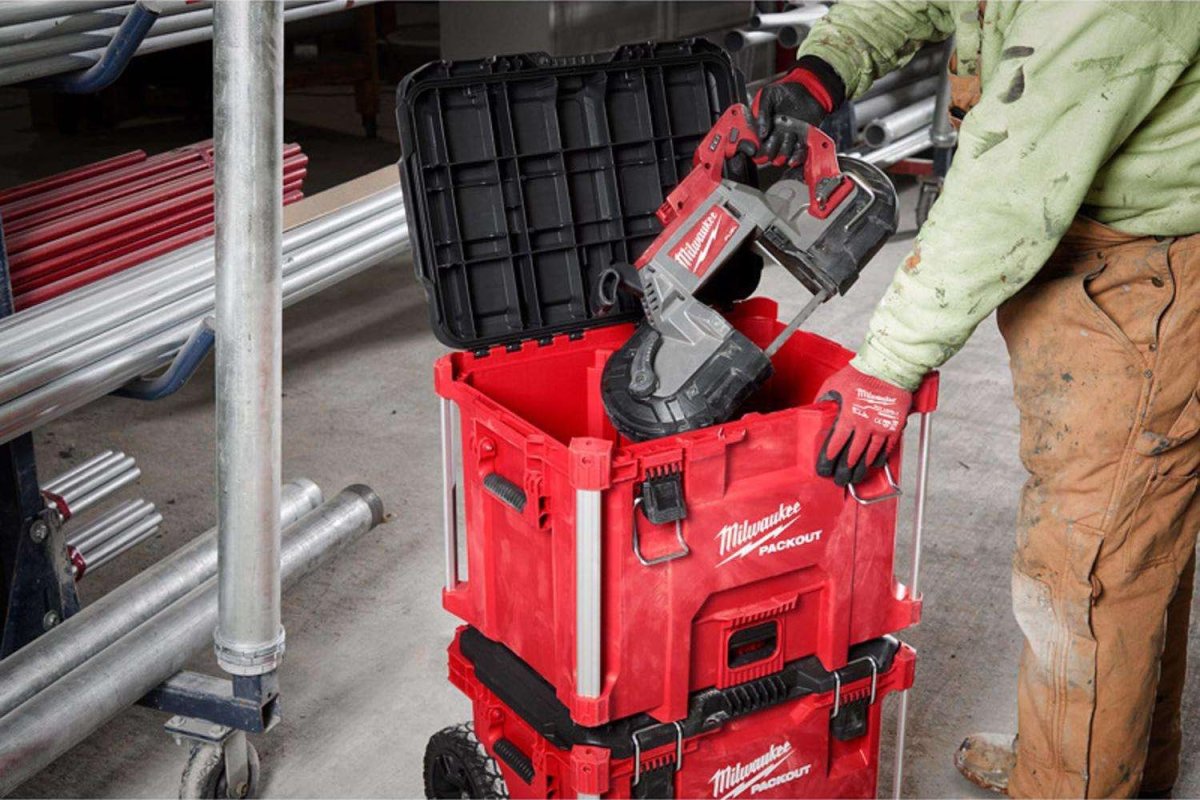 July Ace Hardware Milwaukee Packout Milwaukee Packout 22 XL Tool Box