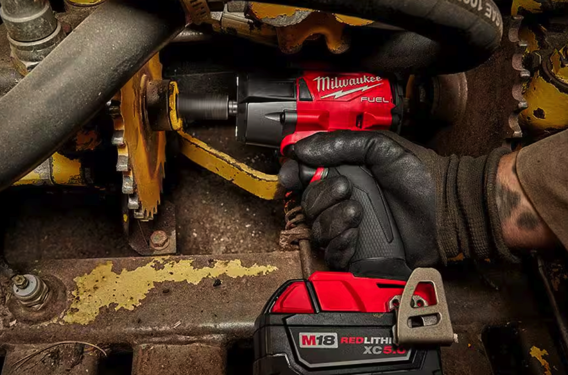 Milwaukee M18 FUEL Mid-Torque Impact Wrench Kit deal at The Home DEpot