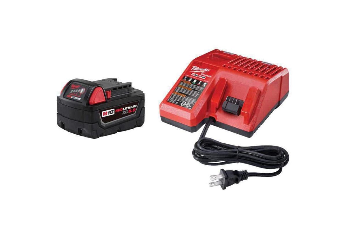August THD Milwaukee M8 Buy a Tool Milwaukee M18 XC 5.0Ah Starter Kit