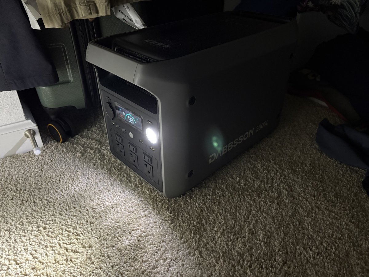 Dabbsson 2000L light