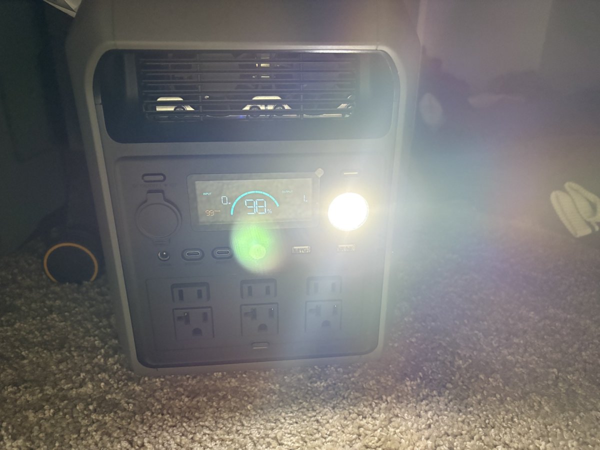 Dabbsson 2000L light