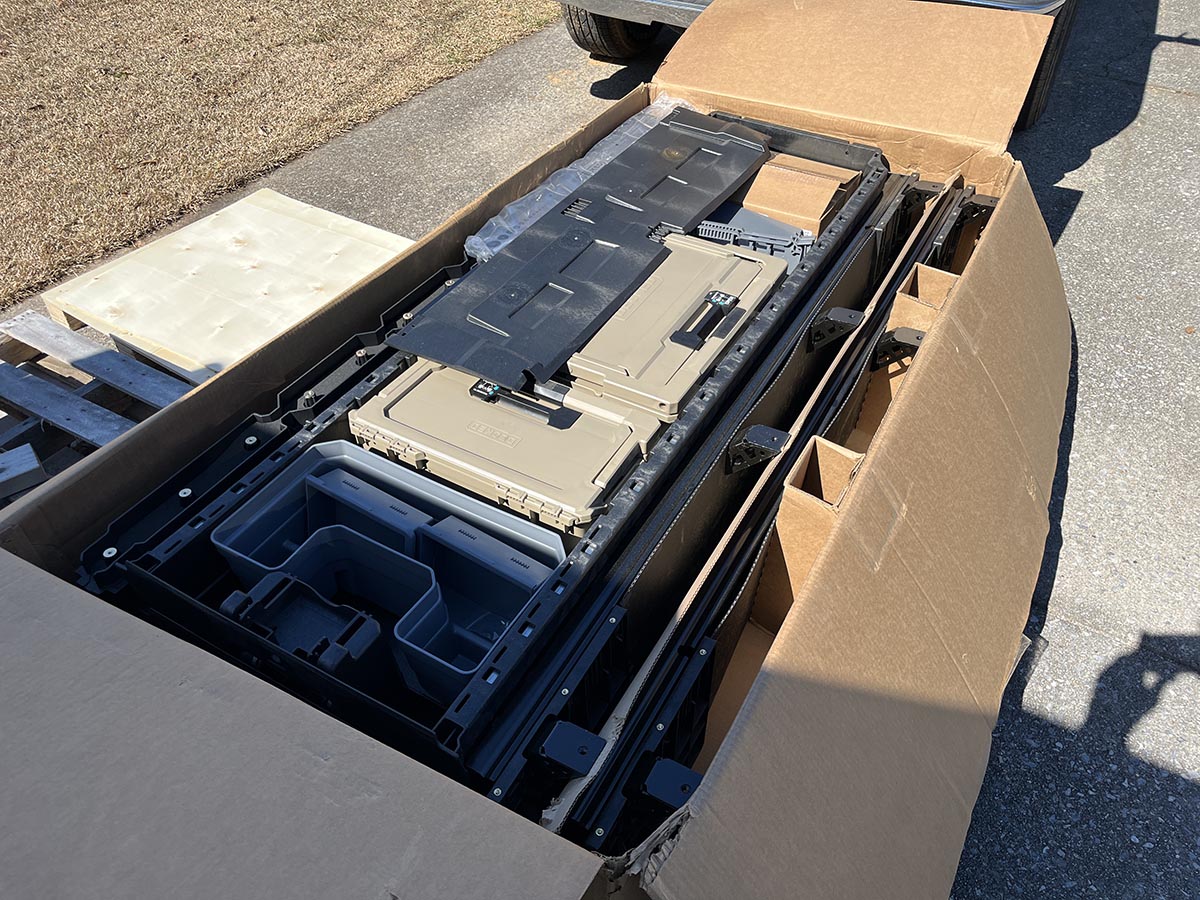 Decked unboxing