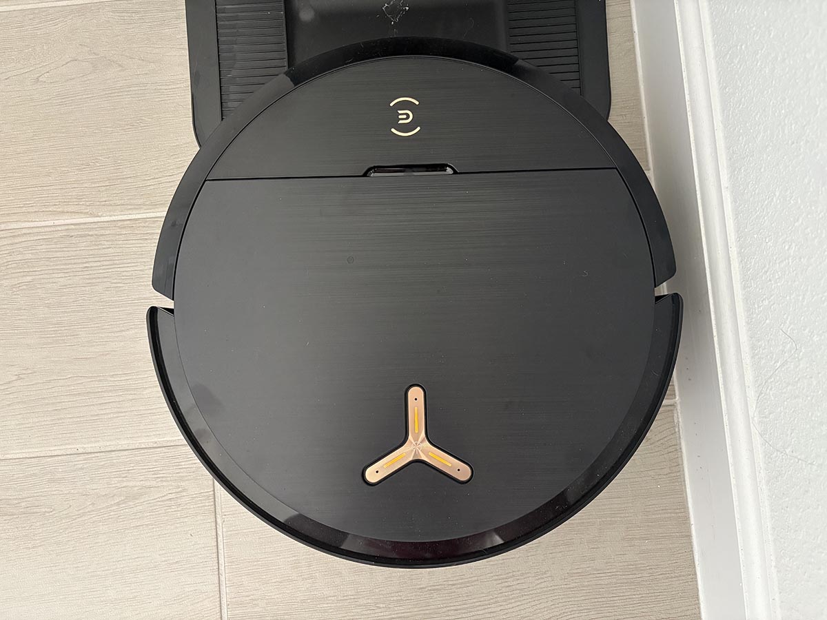 EcoVacs Deebot x9 omni Pro robot 01