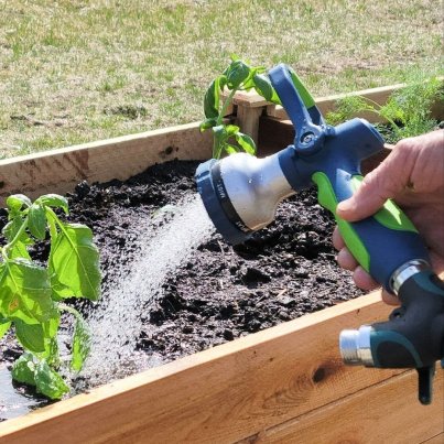 Green Mount Heavy-Duty Hose Nozzle