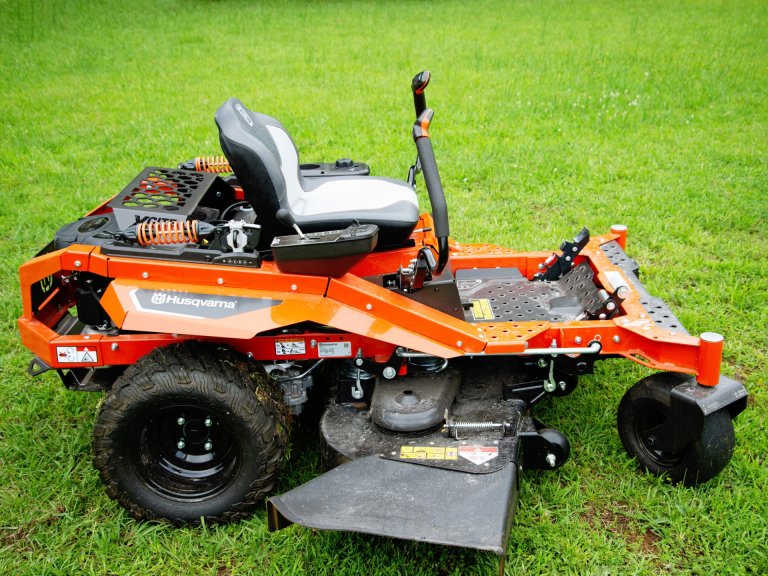 Husqvarna-Xcite-Z350-side-view-by-Jacob-Wolfe_2
