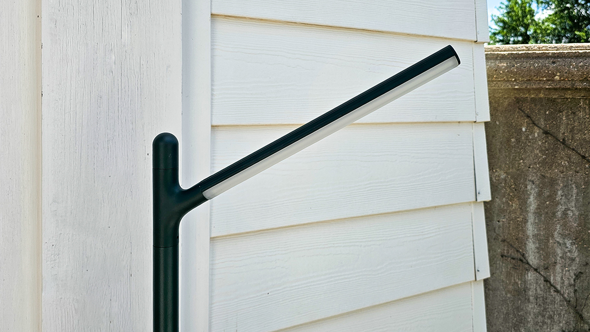 Unlit Govee Smart Garden Light