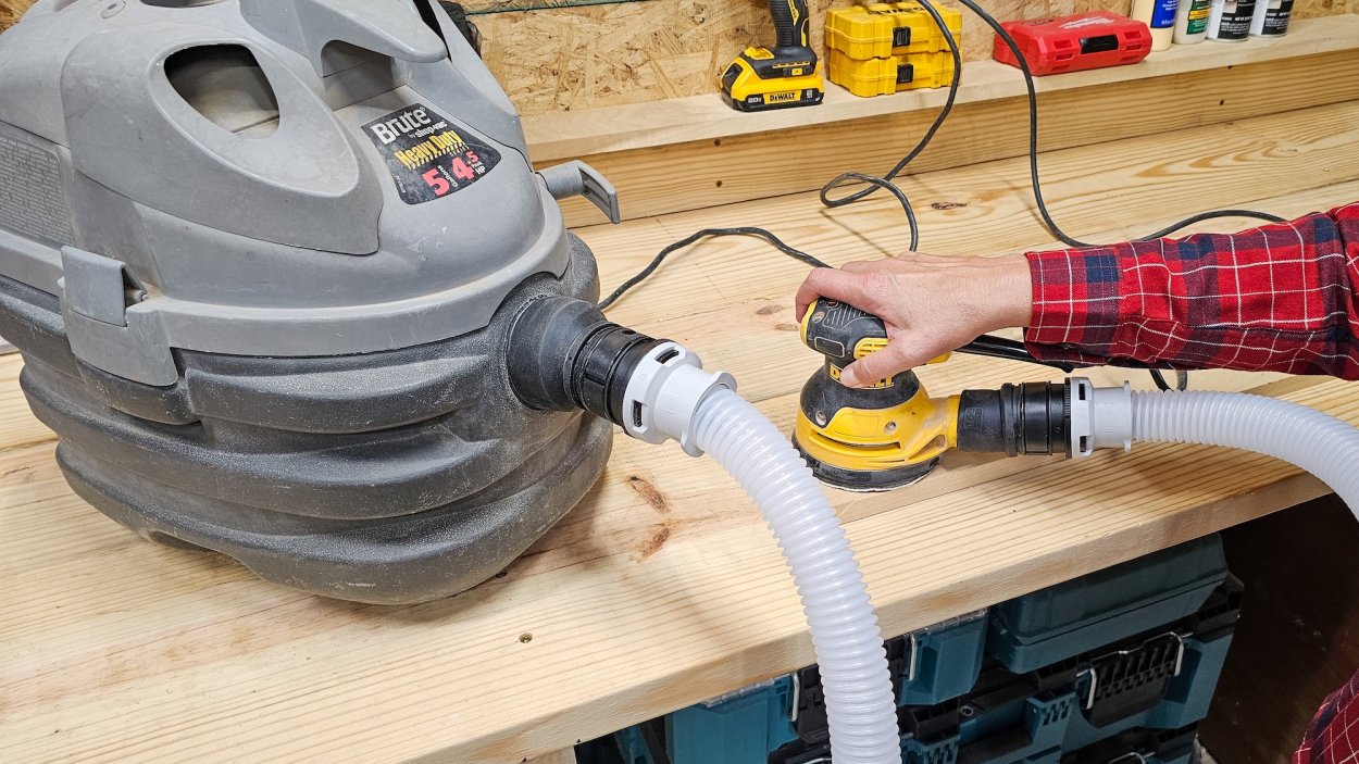 Mullet FitsAll Hose Kit used with a sander and wet/dry vac