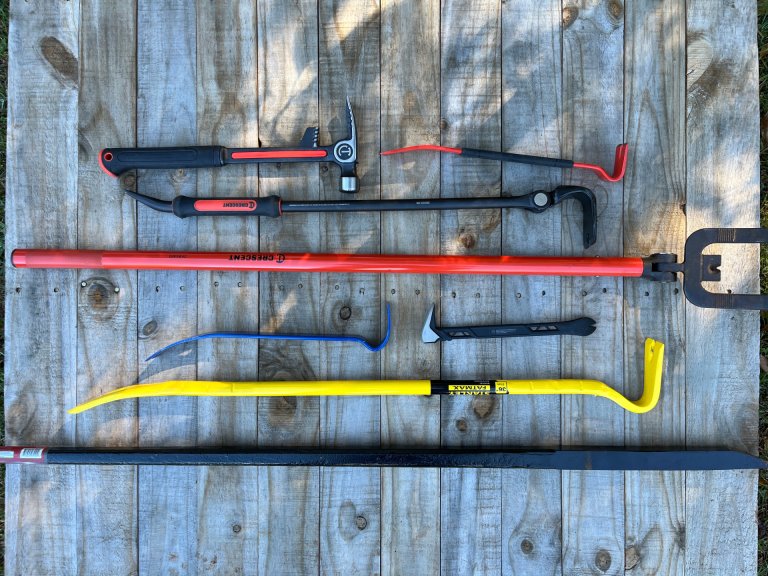 Best Pry Bars laid out