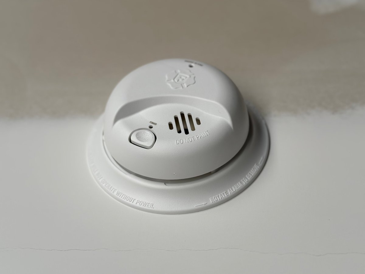 Best Smoke Detectors Option Close up