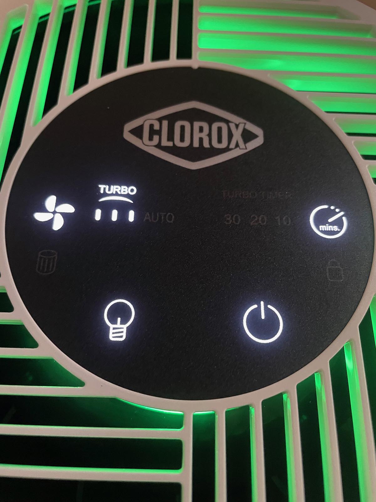 Clorox Medium-Room Turbo+ air purifier panel