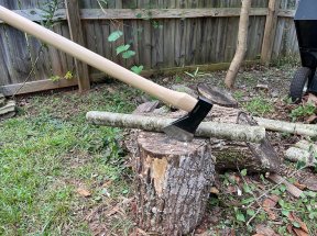 Cold Steel Trail Boss Axe