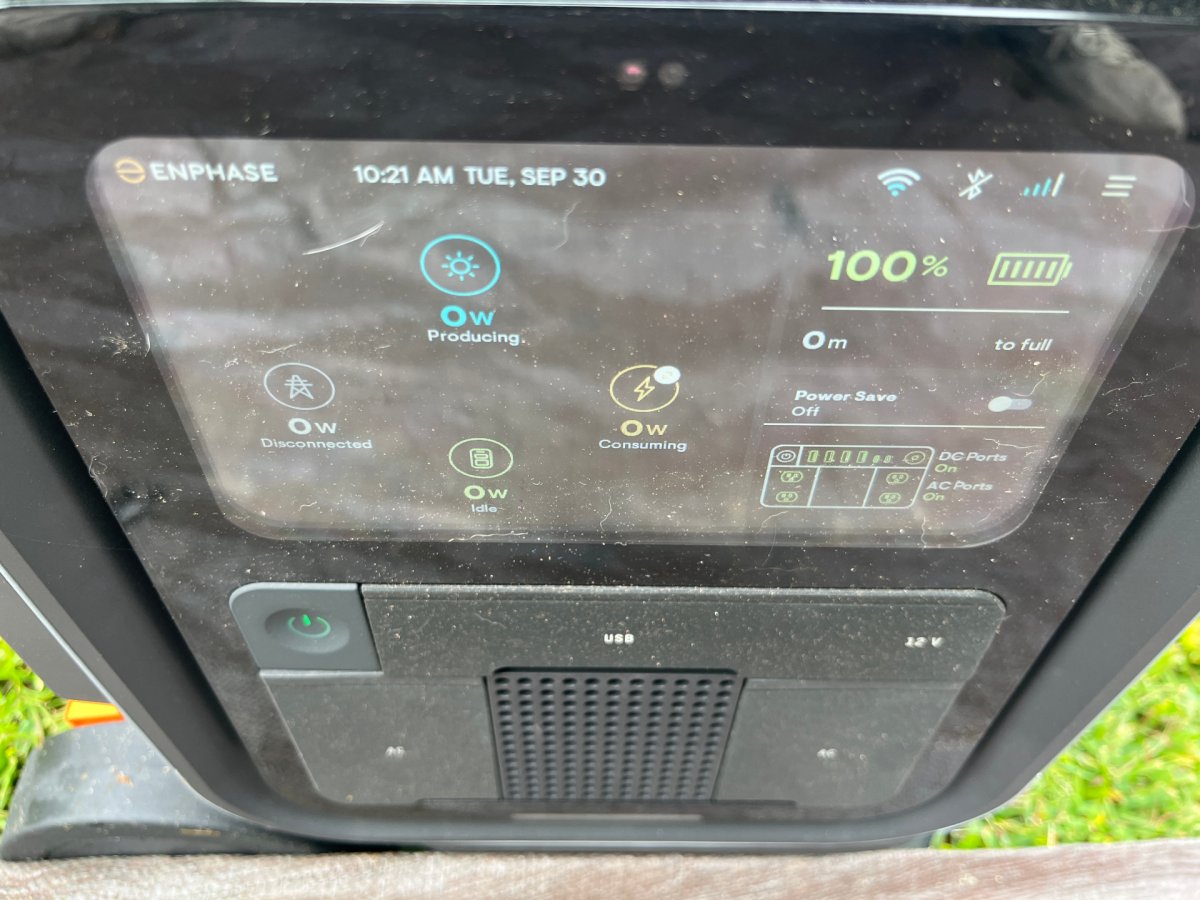 Enphase IQ power station display