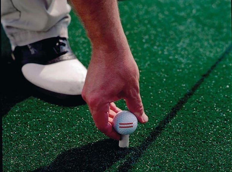 Home Depot Gift Guide DuraPlay Synthetic Turf Pro Golf Mat