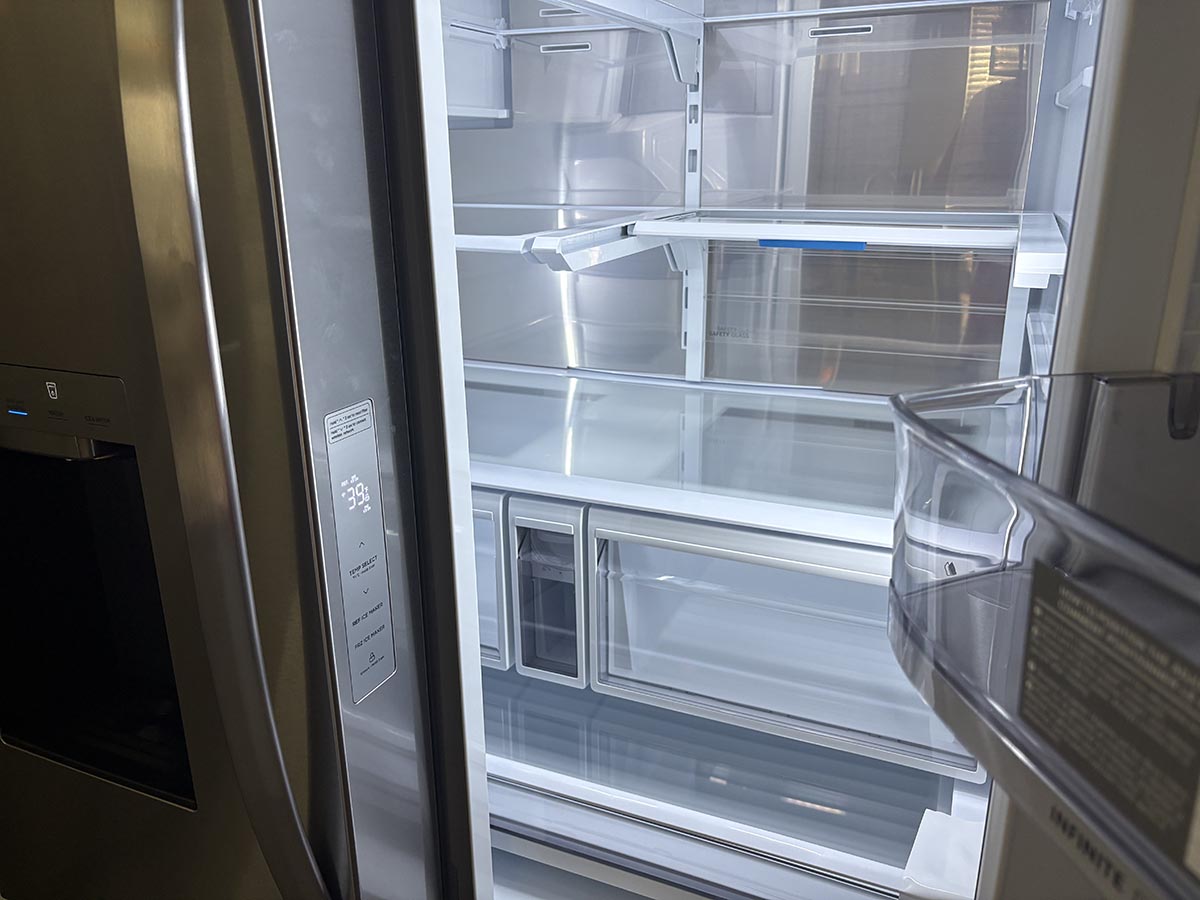 Midea OneTouch inside fridge empty