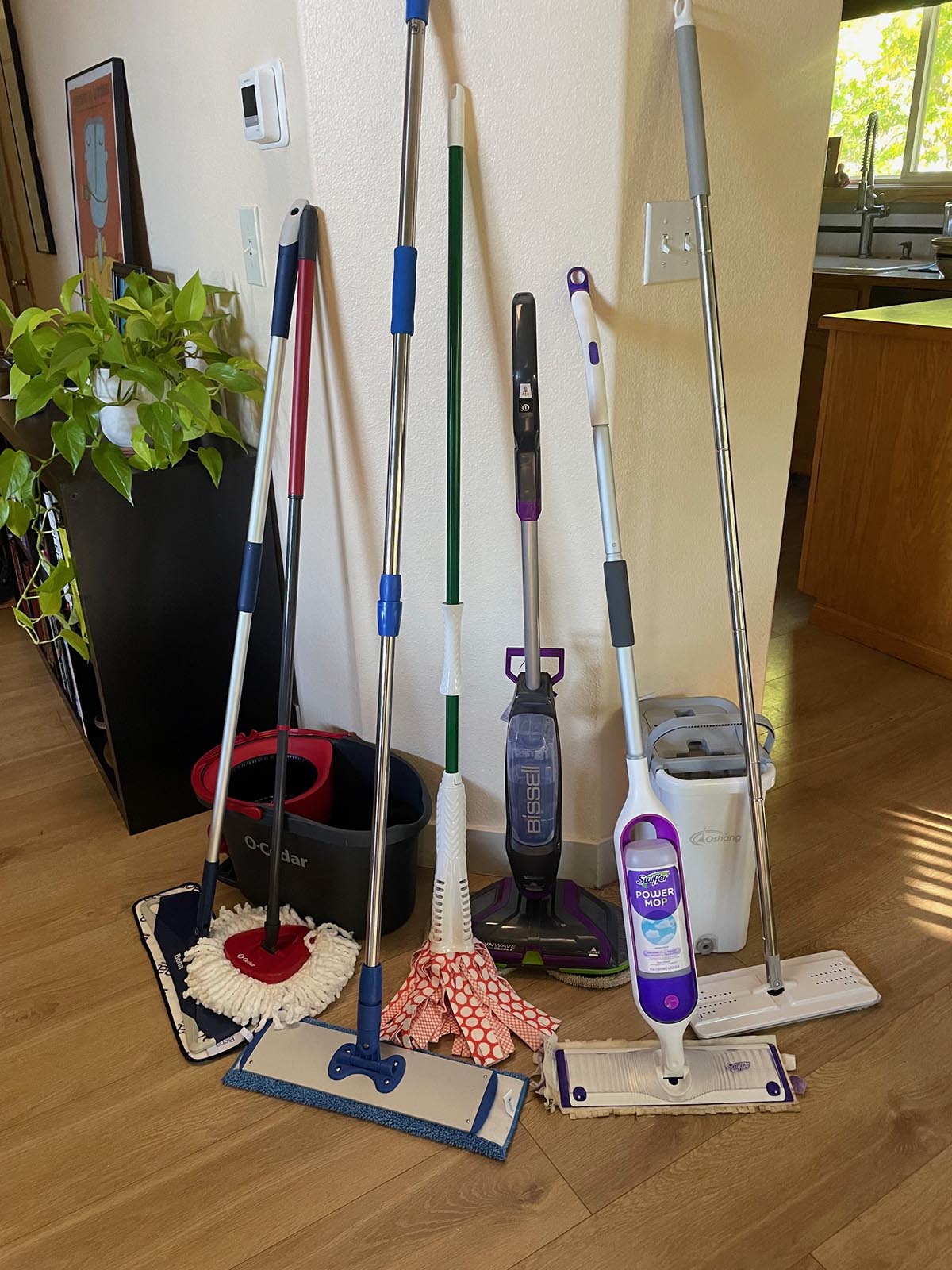 Mops for laminate floors