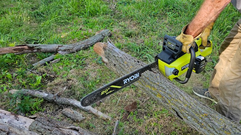 Ryobi 20-inch Chainsaw in action