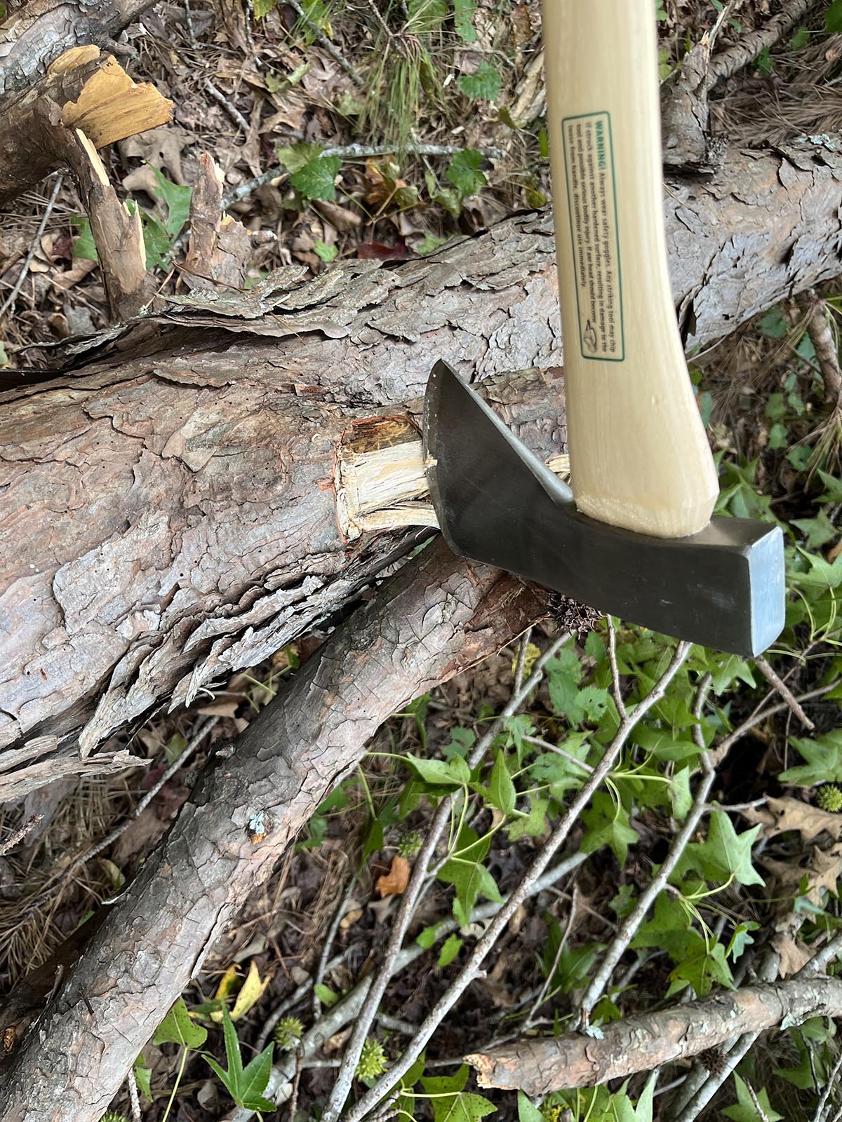 Snow & Nealley Hudson Bay Axe