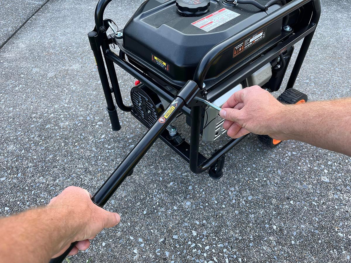 Wen portable generator panel and controls