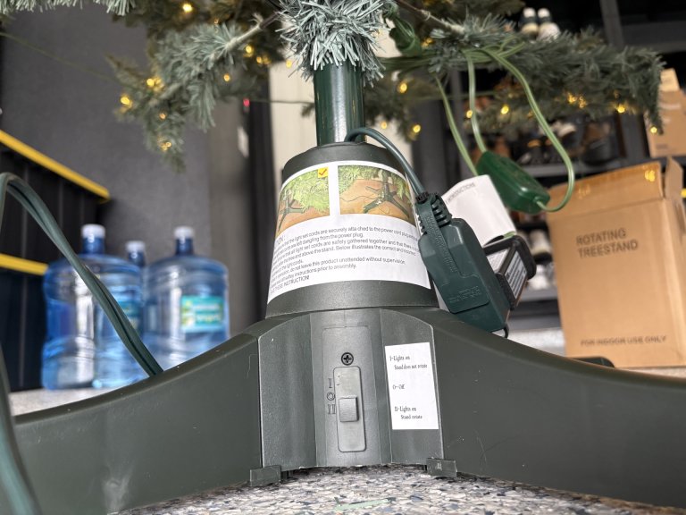 Best Choice Products rotating xmas tree stand closeup