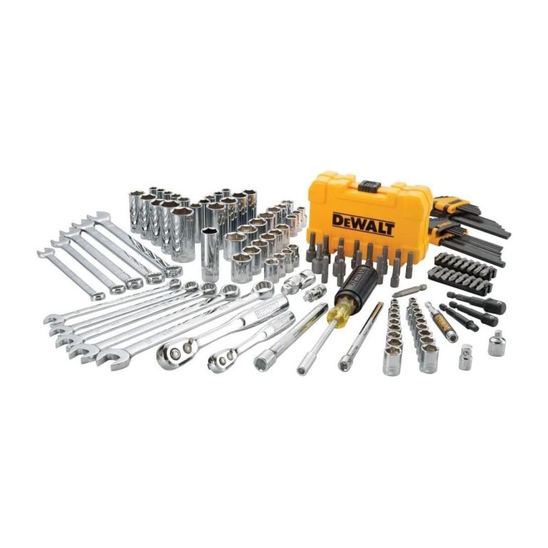 DeWalt Gifts DeWalt Mechanics Tool Kit