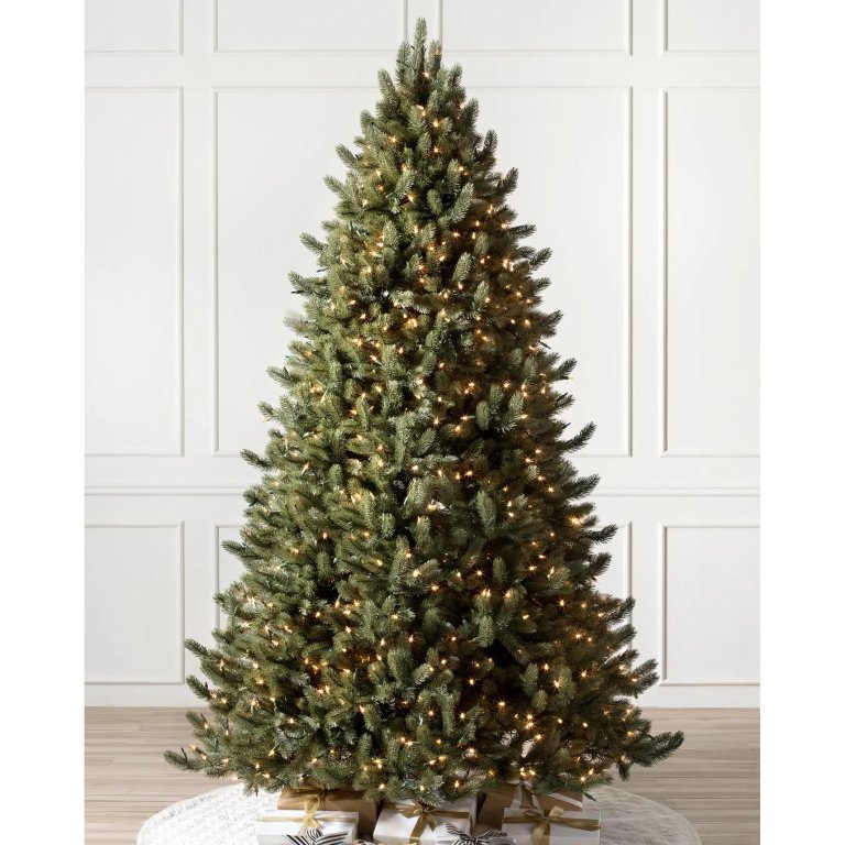 Our Favorite Balsam Hill Christmas Trees Vermont White Spruce
