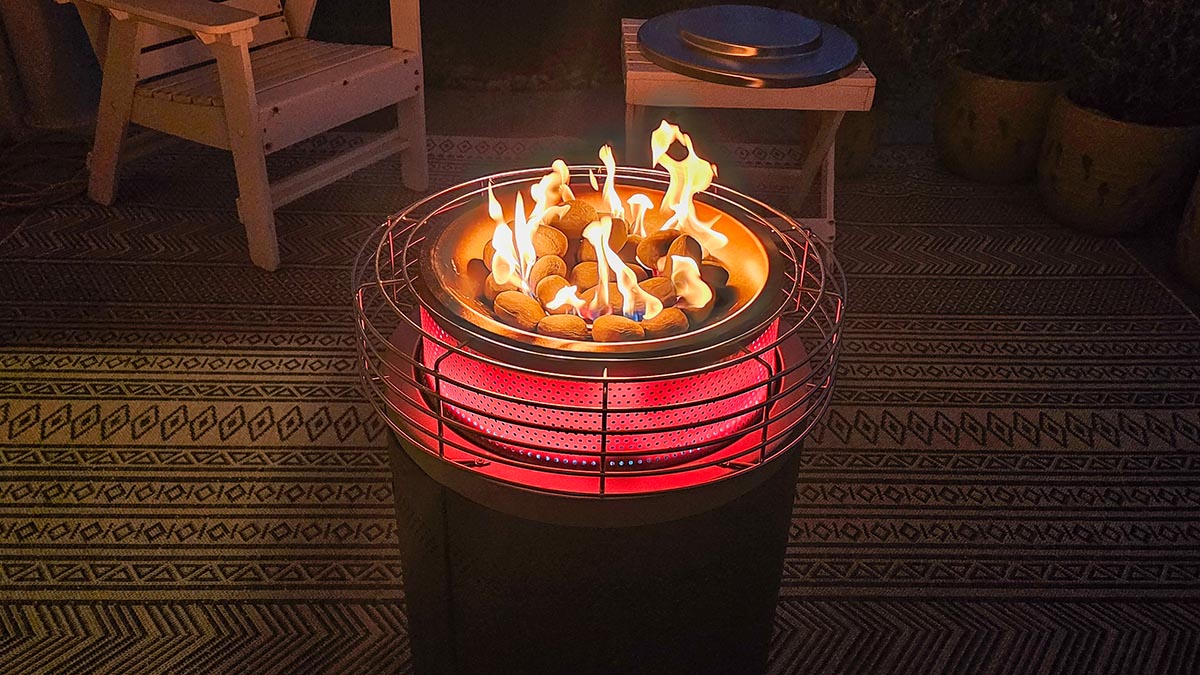 Warm and cozy ambiance in a full circle