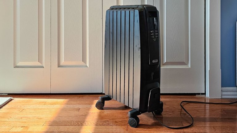 DeLonghi Dragon Oil-Filled Radiator in use