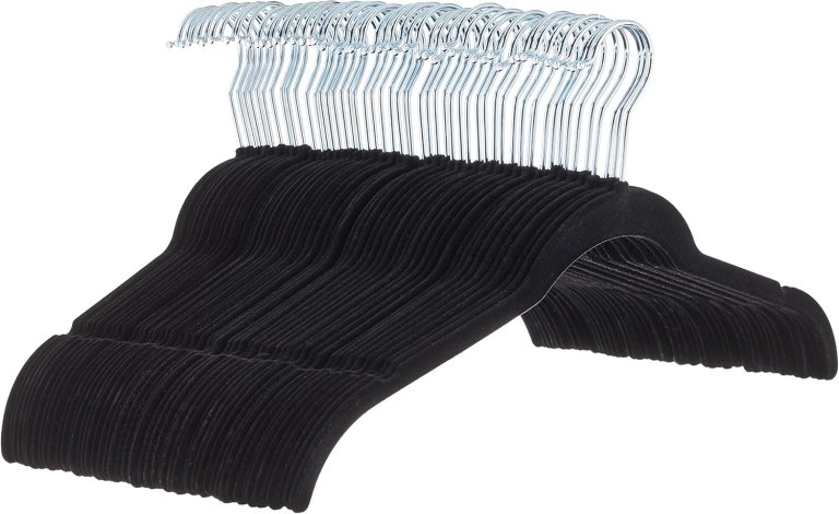 Amazon Basics Non-Slip Velvet Clothes Hangers