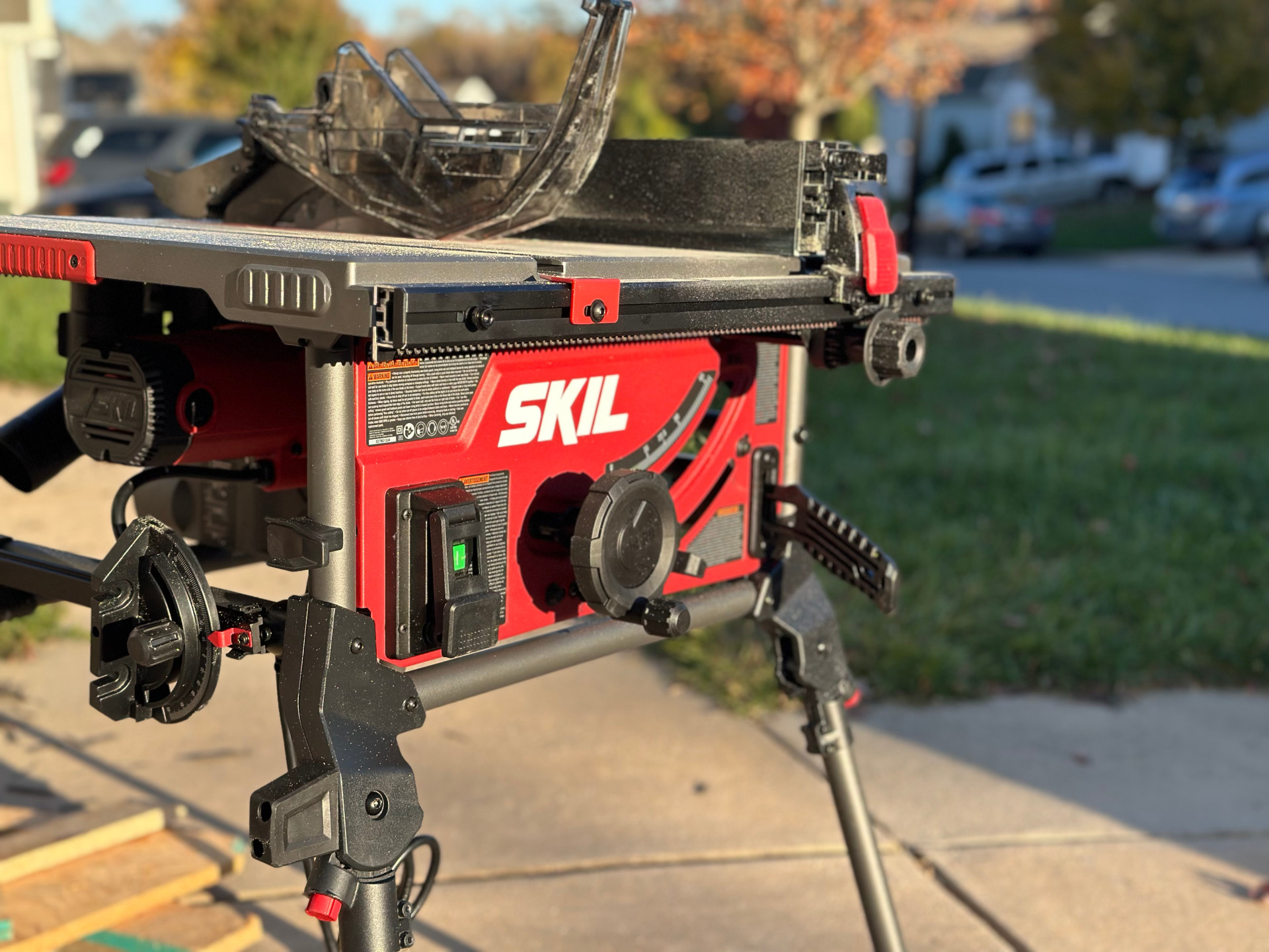Best Table Skil’s Jobsite Table Saw Close-Up