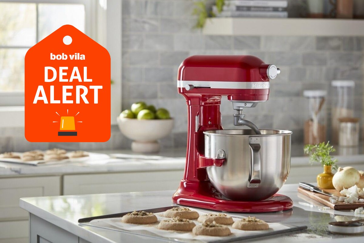 Refurbished KitchenAid mixers and more on sale that make good gifts