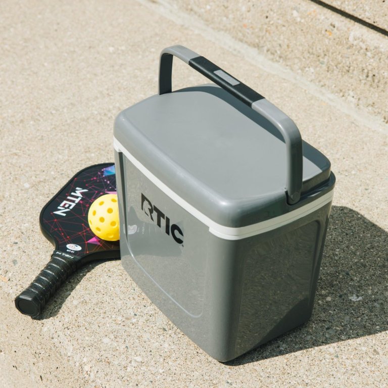 RTIC Gifts 8 Quart Road Trip Personal Cooler