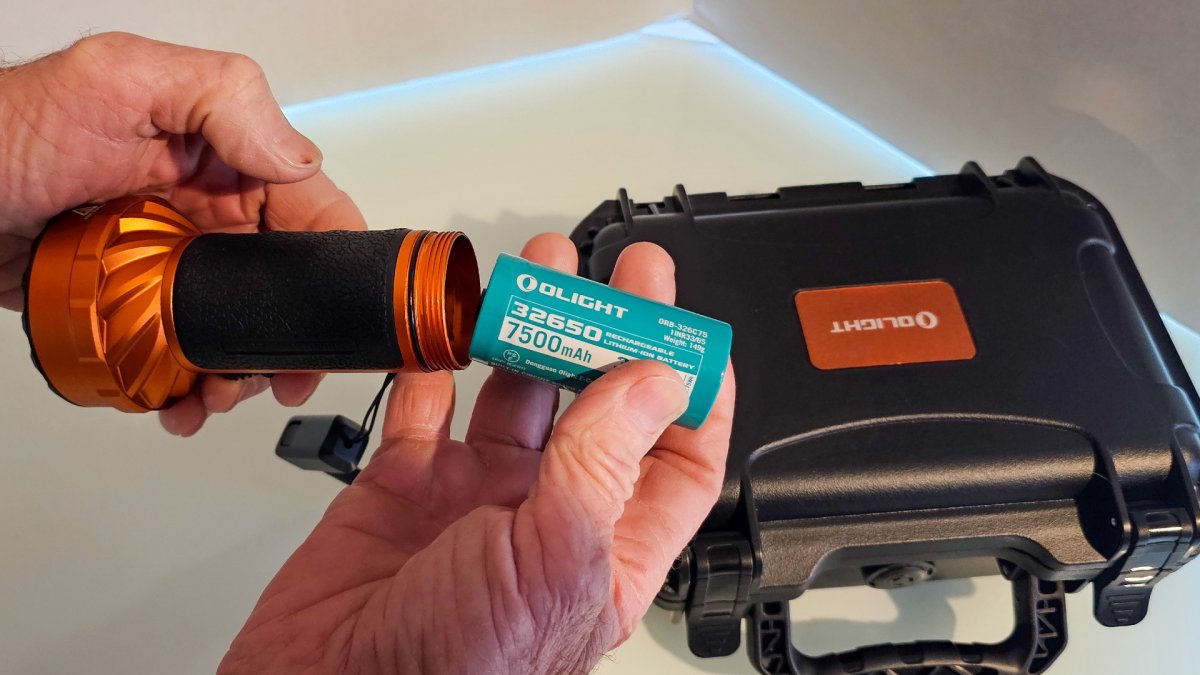 Rechargeable 7500mAh battery