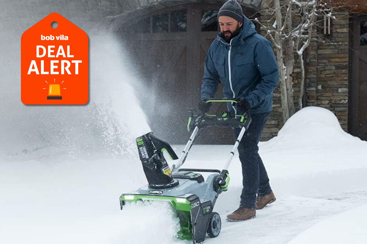 Amazon's After-Christmas Sale is Clearing Out Snow Blowers and Snow Gear—Save Up to 50% Off Ego Greenworks, Snow Joe, and More