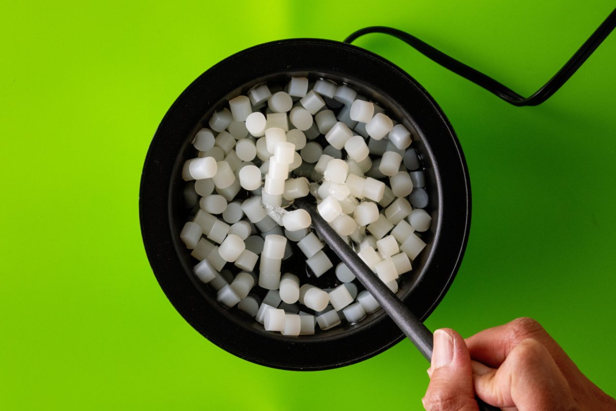 Surebonder Hot Glue Skillet