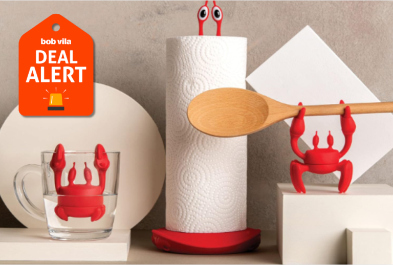 Ototo otto the crab utensil holder holding spoon and in cup