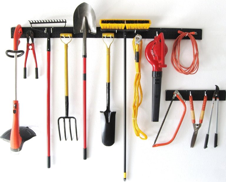 WallPeg Peg Rack with several tools hanging
